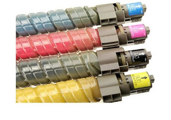 Cartucho de tóner Ricoh diseñado para impresoras SPC810 811 que ofrece capacidad total de tóner y chip con materias primas de grado AAA